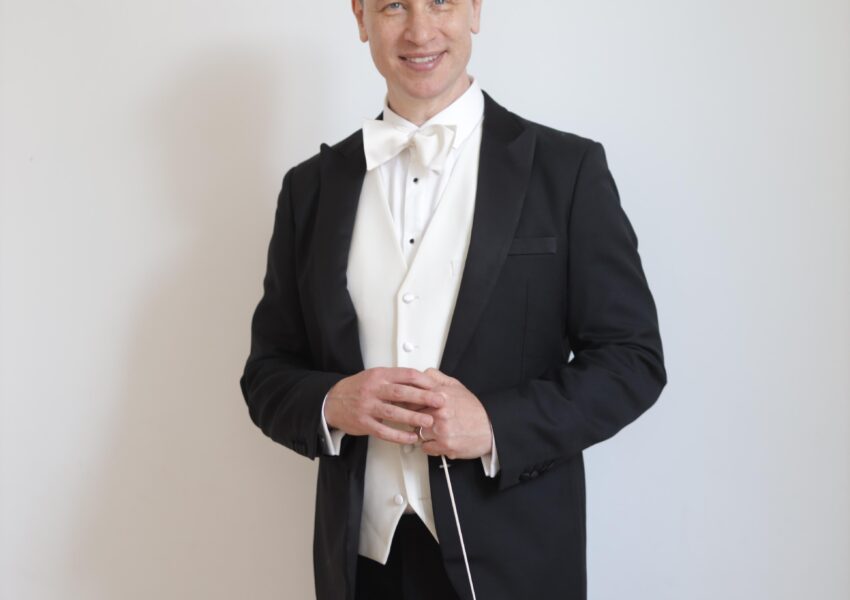 dirijor, clarinet, pian